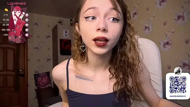 _SofiaBrown from StripChat