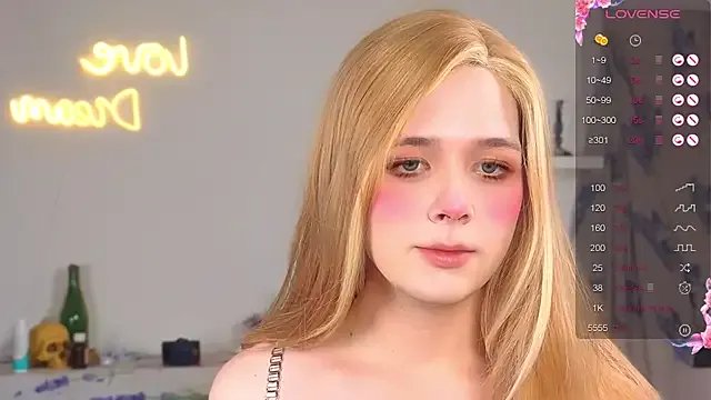 _yourFoxy_ from StripChat