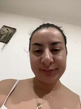 Abril_Luv from StripChat