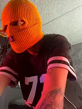 AcidMilo from StripChat