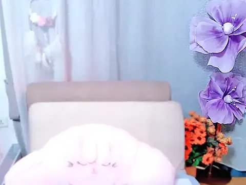  adelamiller chat room