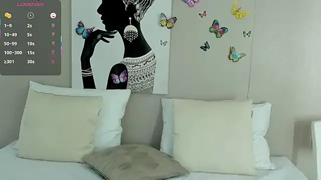 Adelesmithh from StripChat