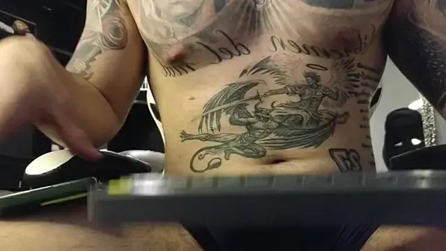 Ades_Lowe from StripChat