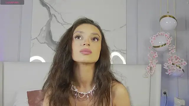 AdoraCortes from StripChat