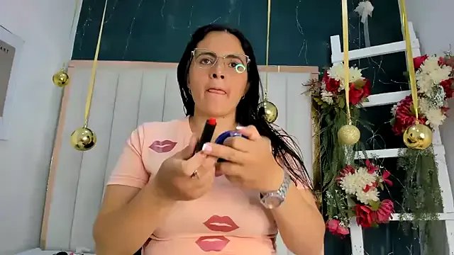  africa_holmes chat room