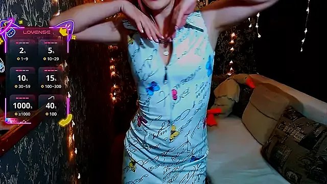 AgathaNoxe from StripChat