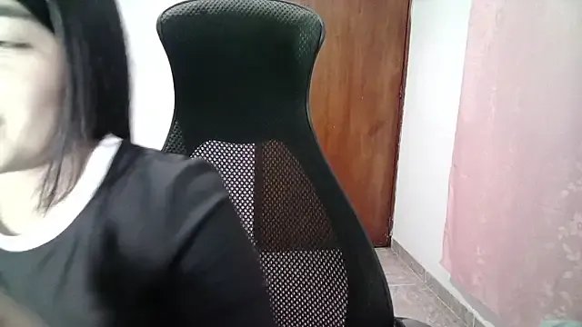 aineangeel from StripChat