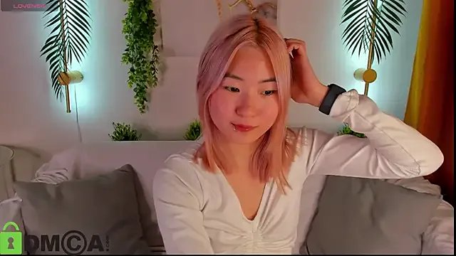 Aisi_18 from StripChat