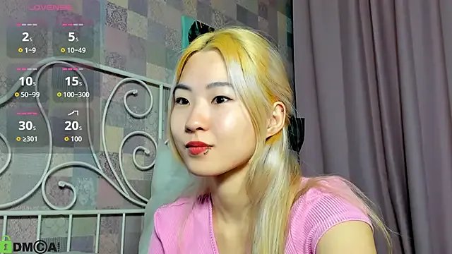 Aisi_18 from StripChat