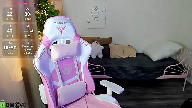 Aisi_18 from StripChat