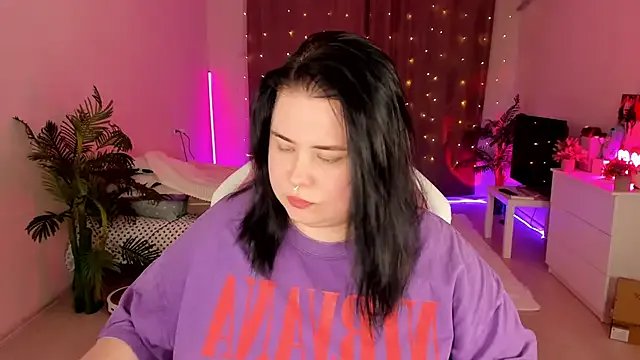 Akemi_BBW from StripChat