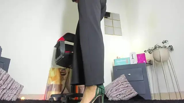 Akemirosse from StripChat