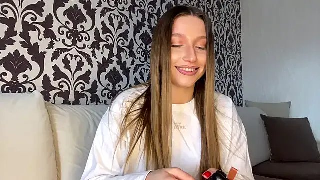 Akyo_alfew