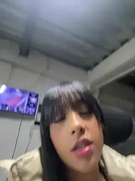  Aleja_ruizz chat room