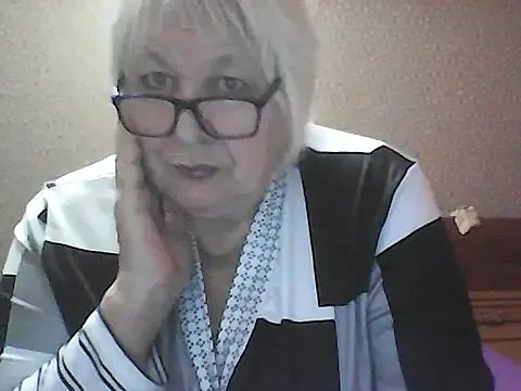 Alexia64231 from StripChat