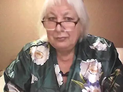 Alexia64231 from StripChat