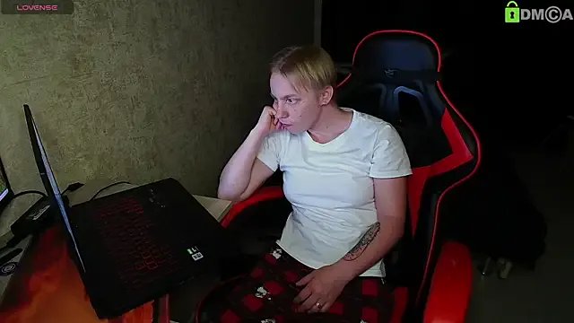 Alexis_Gordon from StripChat