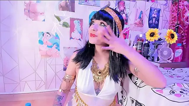 Alicebenett from StripChat