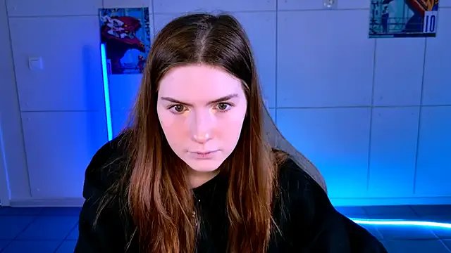  AliceCUNTach chat room