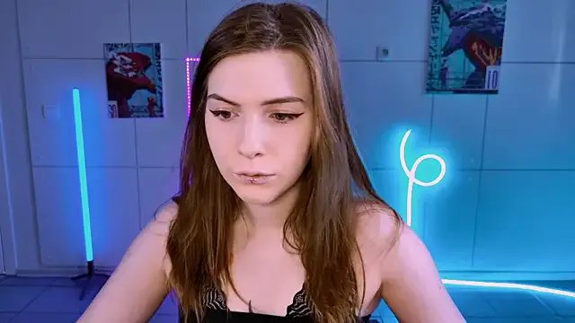 AliceCUNTach from StripChat