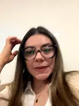 alicee16 from StripChat