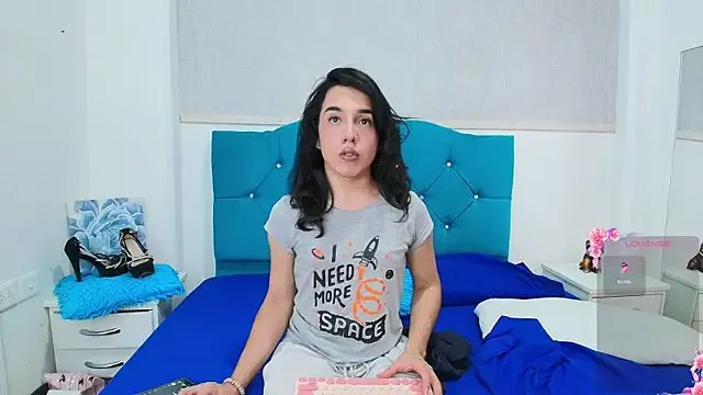 Alicee_Moonn from StripChat