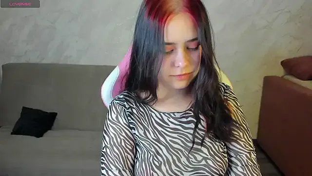 Alis_Platt from StripChat