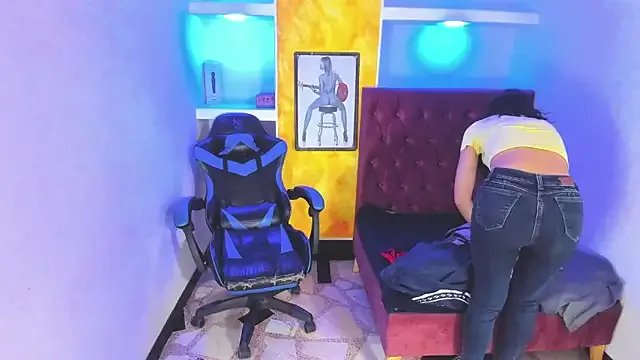 alison_moon7 from StripChat