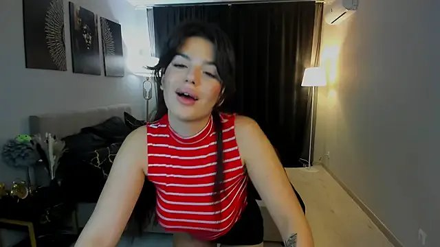 AlluringAriel from StripChat