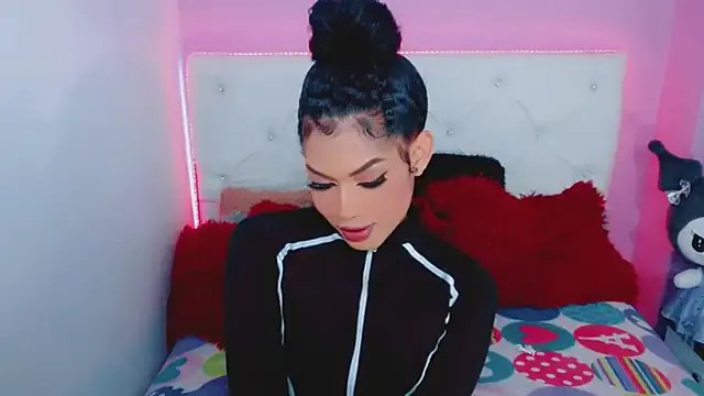 Amanda_bigx from StripChat