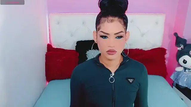 Amanda_bigx from StripChat