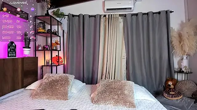 amber_maxwell from StripChat