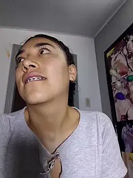 AmberGold- from StripChat