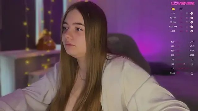  AmeliaMiles chat room