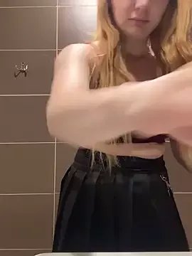 AmmyHot from StripChat