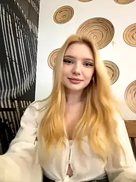 AmmyHot from StripChat