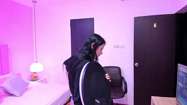 Amy_Ferreira from StripChat