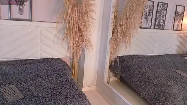 amy_miller1 from StripChat