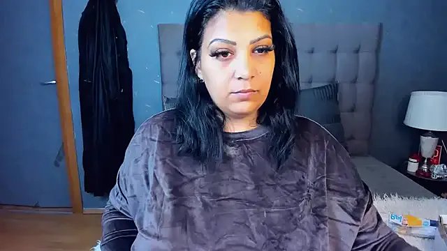 AmyCubes from StripChat