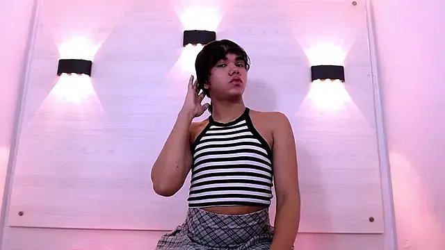 AndreaGil_ from StripChat