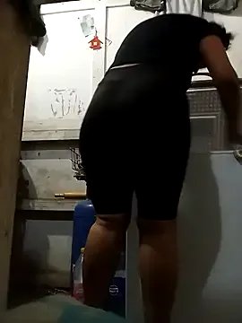 Andreita_95 from StripChat