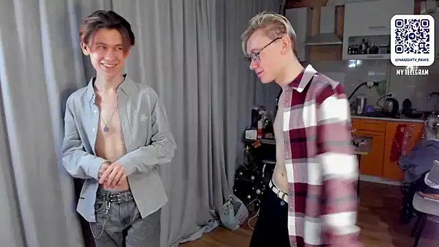 AndrewwCarter2 from StripChat