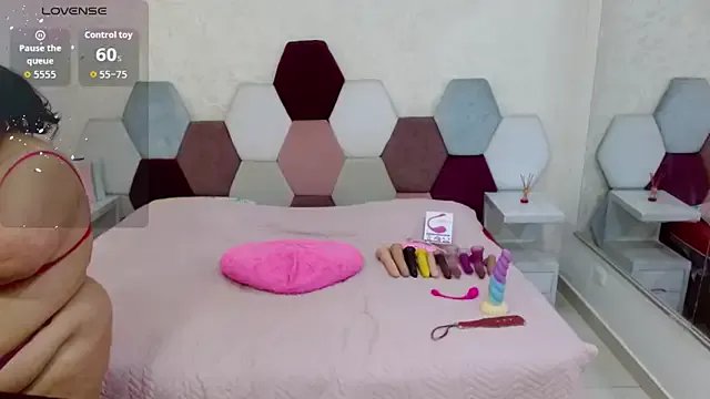 angel_blue from StripChat