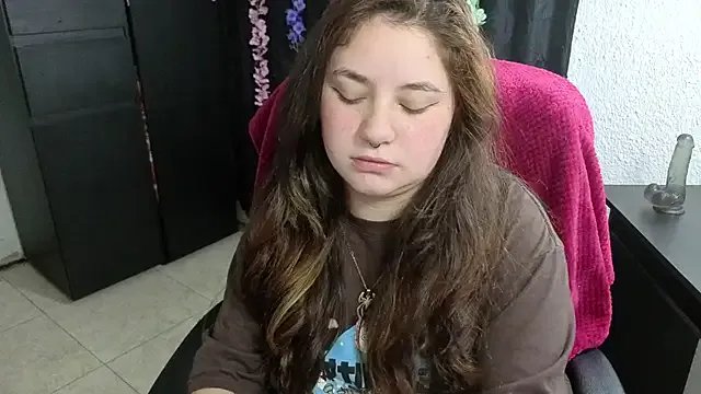 ann_bronw from StripChat