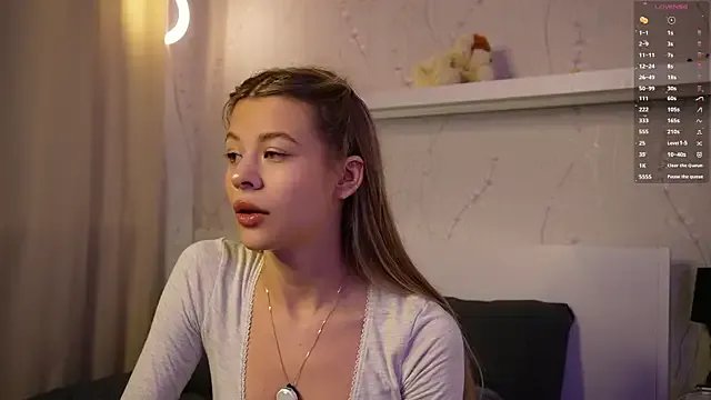 AnneVerity from StripChat