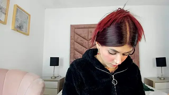 AnnyCherry_ from StripChat