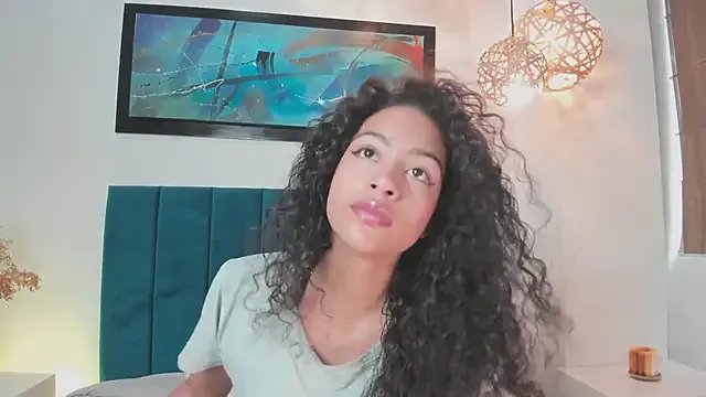 AntonellaHall_ from StripChat