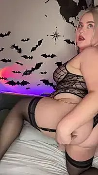 April_Vancee from StripChat