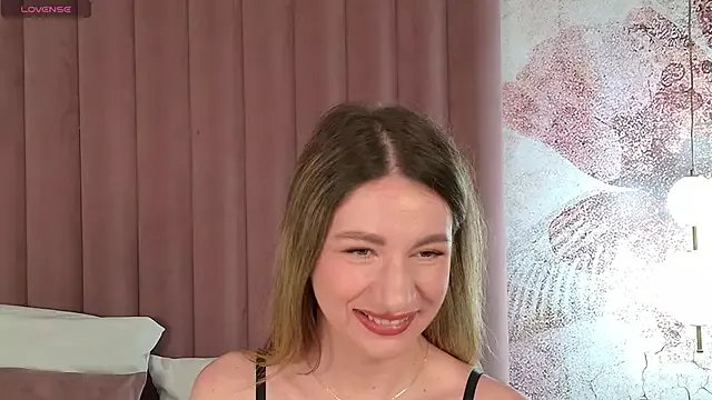 AriaHeart from StripChat