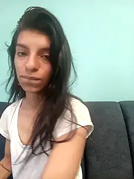 Ariell_Kieran from StripChat